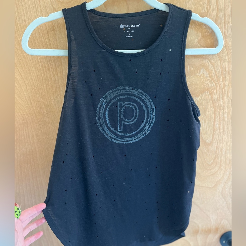 Pure Barre tank by splits59